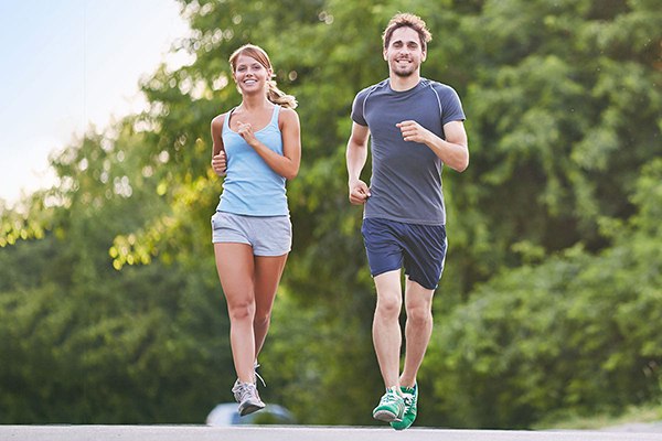 Chạy bộ giúp giảm mỡ bụng