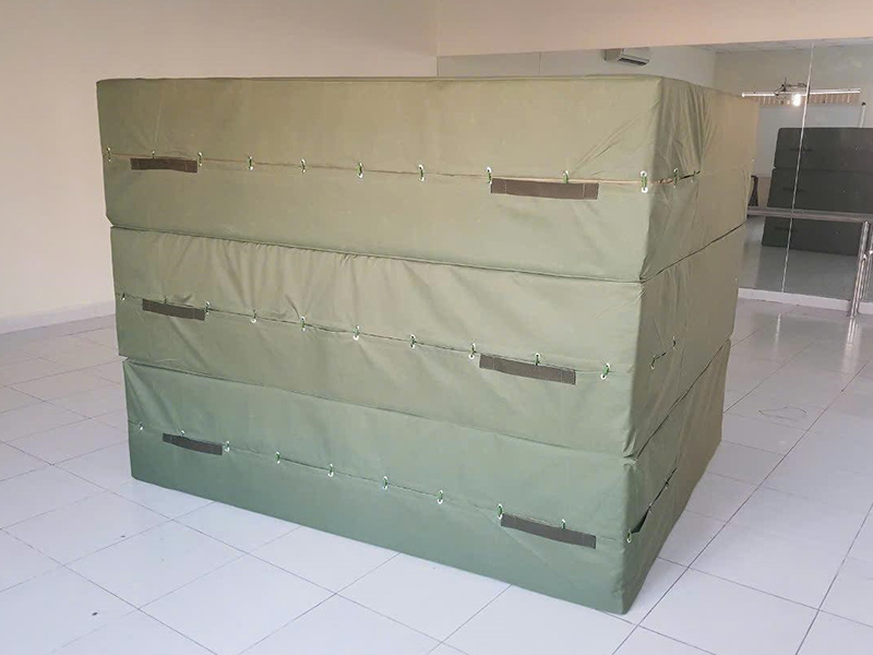 Ảnh nệm nhảy cao