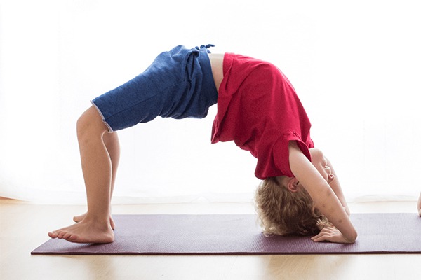 Lợi ích Yoga cho trẻ em